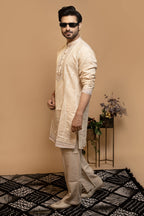 Maharana Ivory Geometric Embroidered Linen Kurta